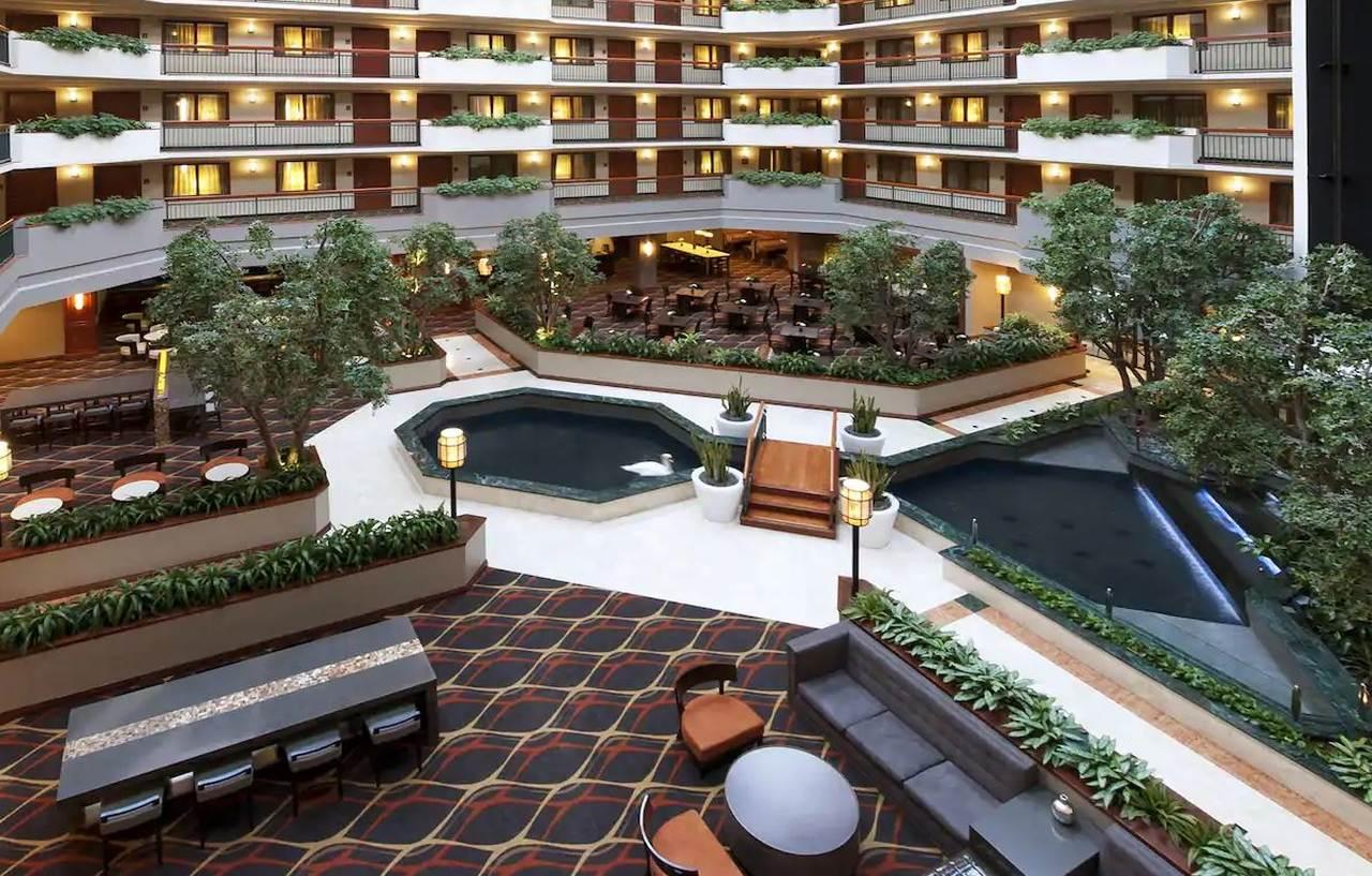 Embassy Suites By Hilton Dallas Near The Galleria Exterior photo