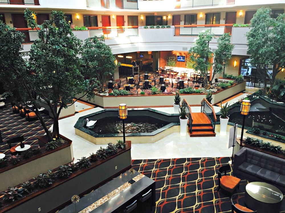Embassy Suites By Hilton Dallas Near The Galleria Exterior photo