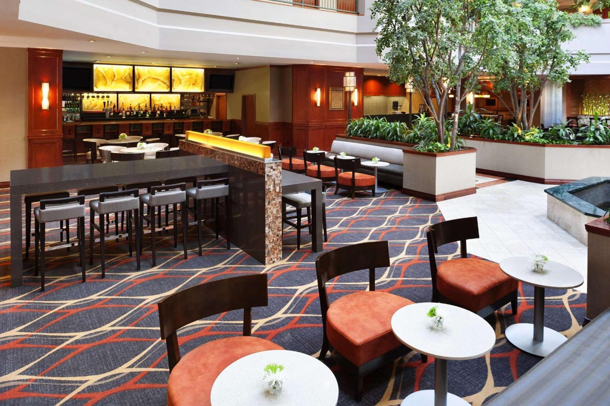 Embassy Suites By Hilton Dallas Near The Galleria Exterior photo